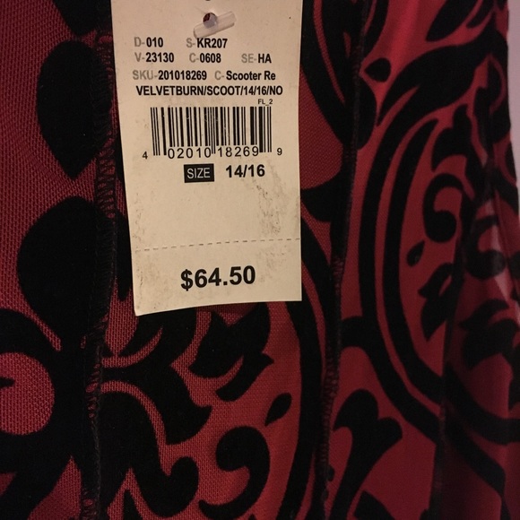 Red and Black velvet NEW dress - Picture 2 of 3